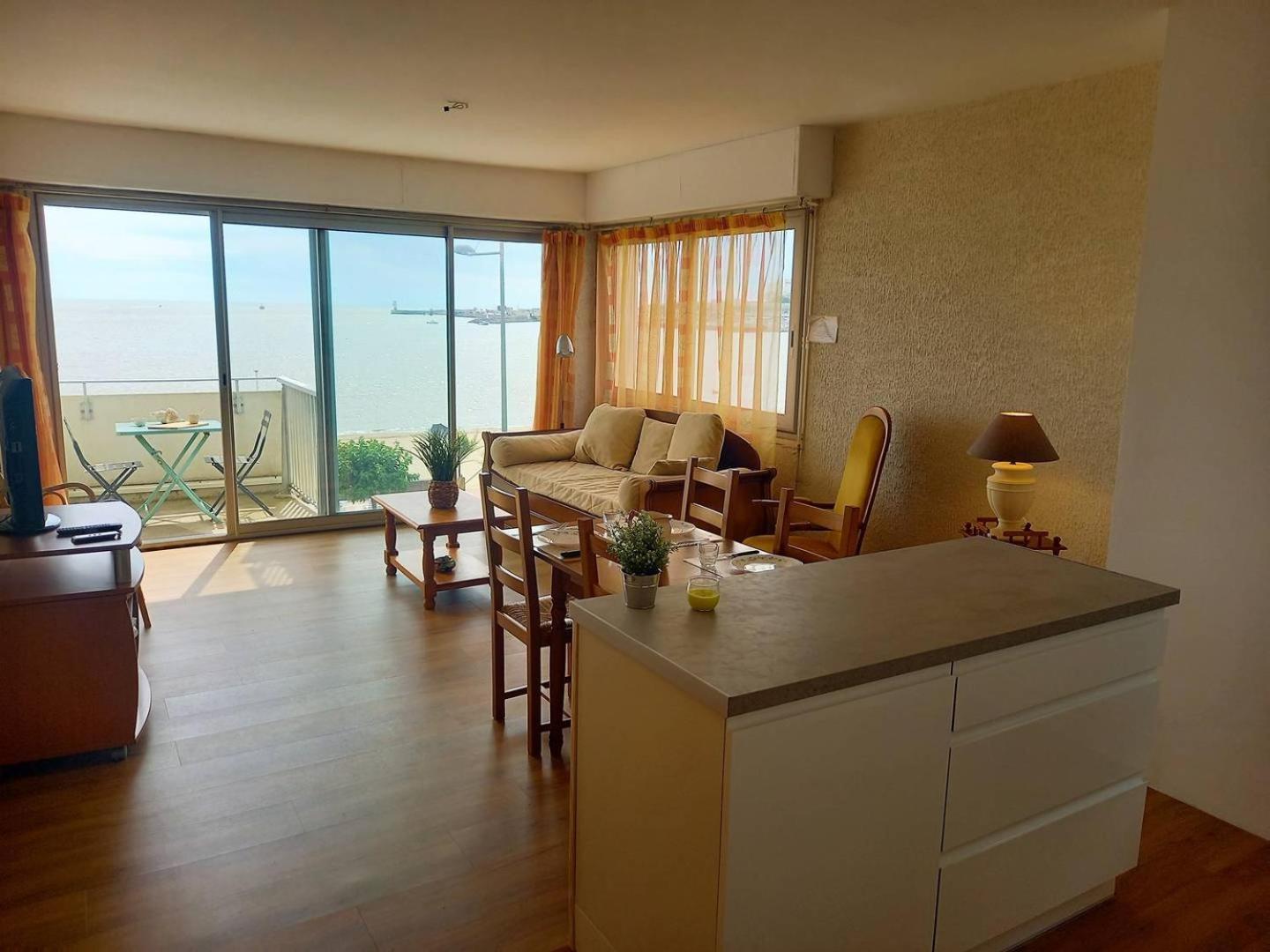 Royan - Vue Mer Pour Cet Appartement Face A La Plage - Grande Conche المظهر الخارجي الصورة